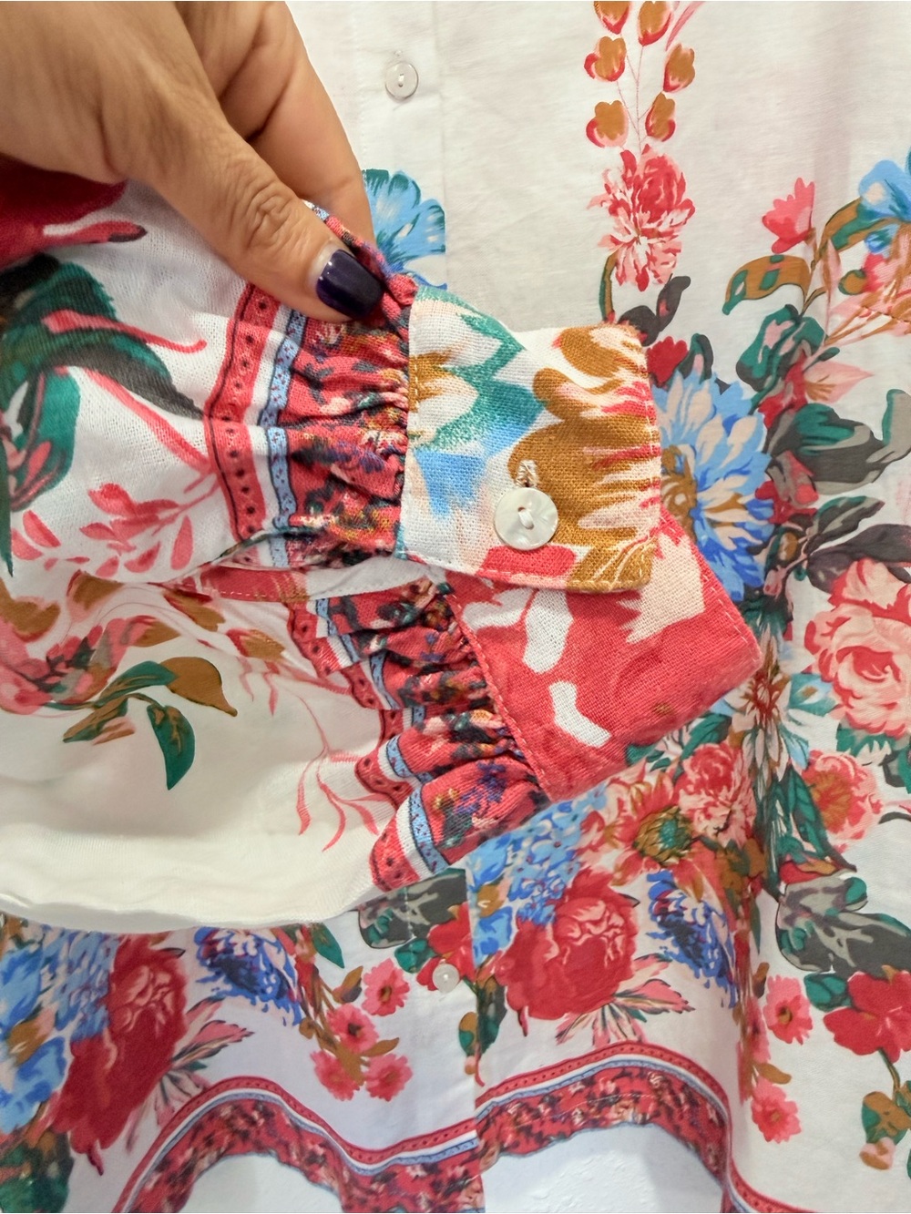 Cynthia Rowley 100% linen Button-Front Shirt Red, Blue & Green Floral Border 2X - Picture 6 of 11